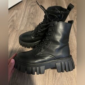 Black lace up platform boots